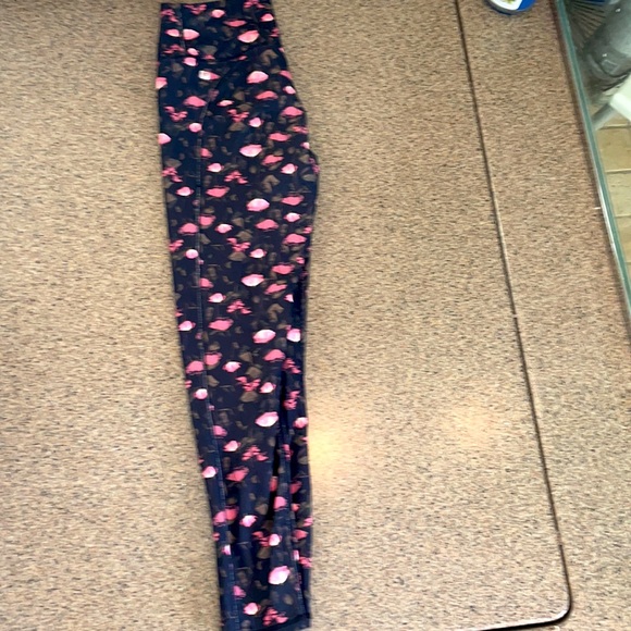 Fabletics Work out pants - Picture 2 of 6